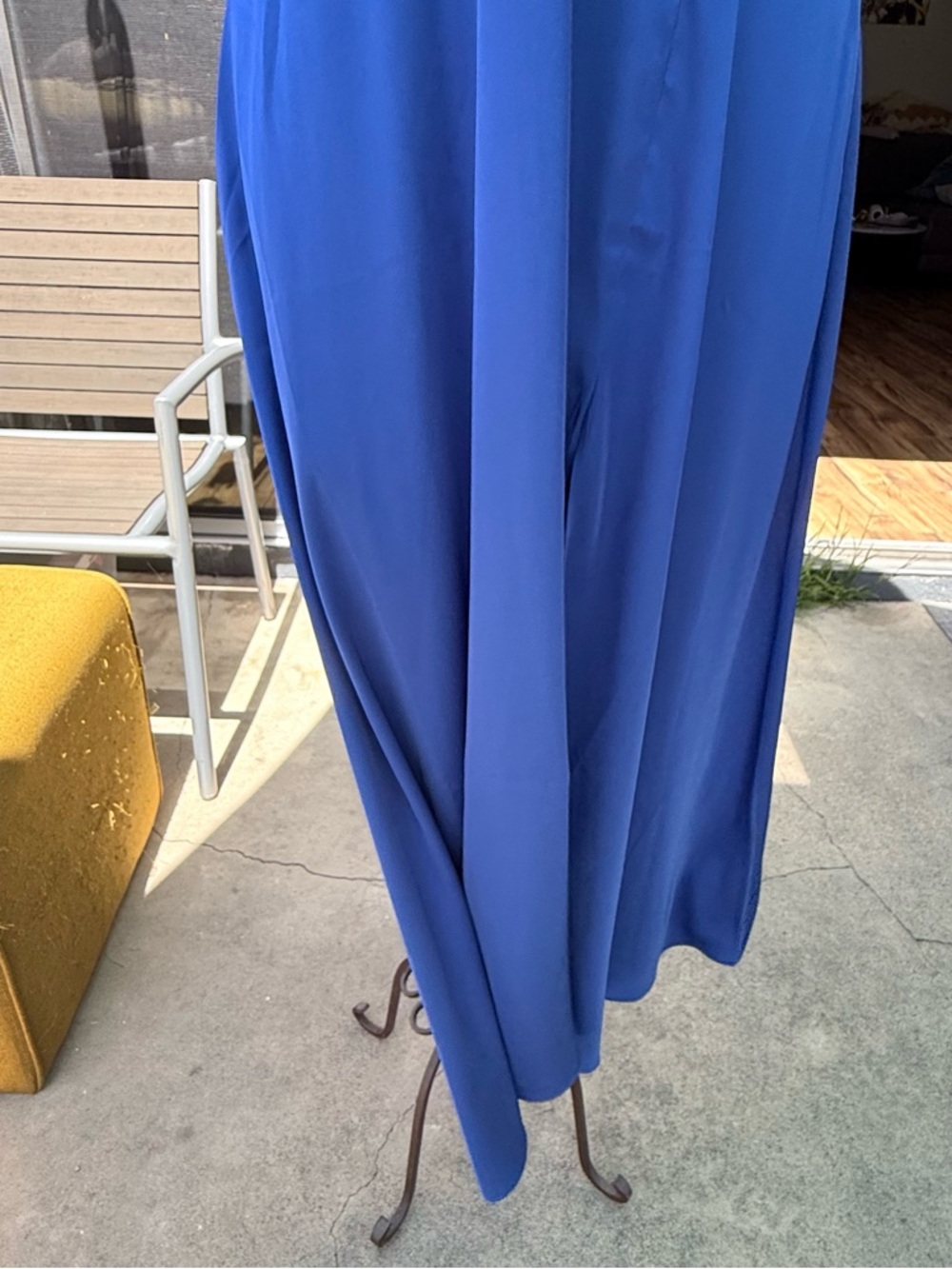 Alexia Admor Royal Blue V-Neck Midi Dress - Picture 11 of 15